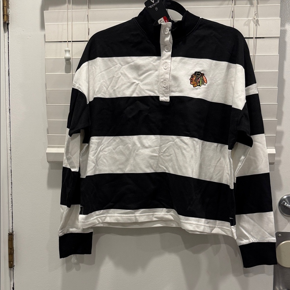 Antigua Black and White Women's Crop Top